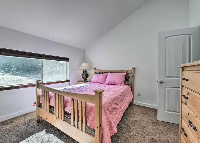 Top Hotels Near Bayside Marketplace Miami