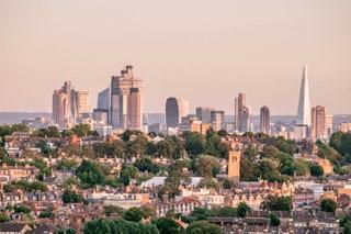 Or Ally Pally to anyone familiar with it. This vast Victorian structure is both beautiful to look at as you hike up the...